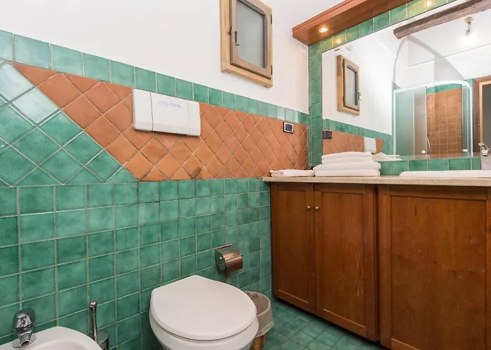Piazza Navona Charming Apartment *