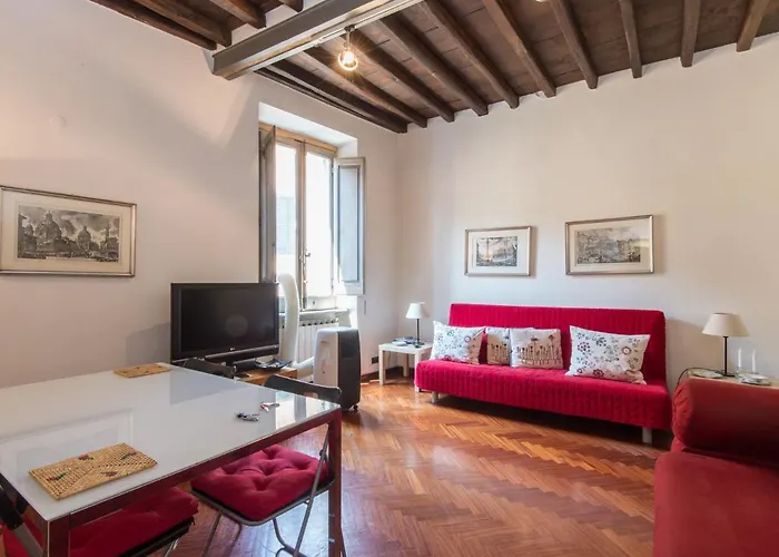 Piazza Navona Charming Apartment *